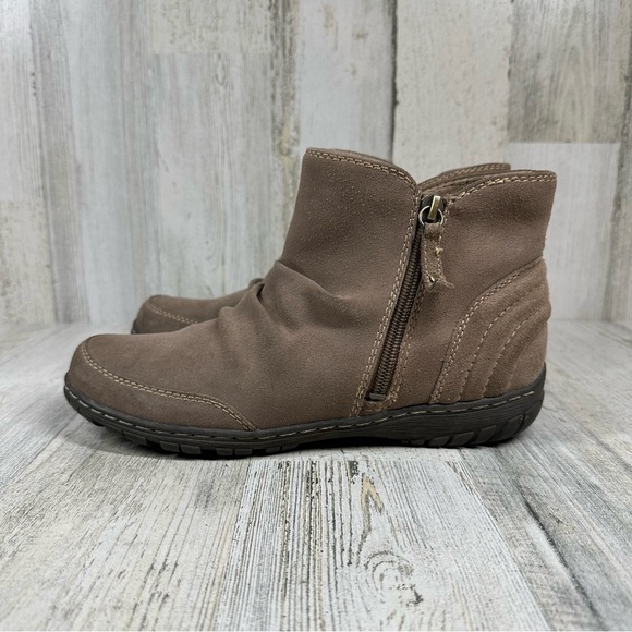 Naturalizer Women Zip Up Ankle Booties Rasha Nubuck Leather #487 - Picture 1 of 11